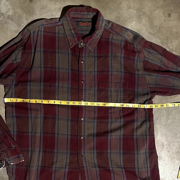 L Vintage plaid 90's Soft Cotton Button Down - Picture 5 of 6